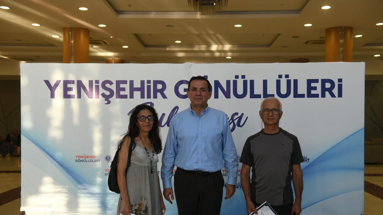 Başkan Abdullah Özyiğit, Yenişehir Gönüllüleri ile buluştu 