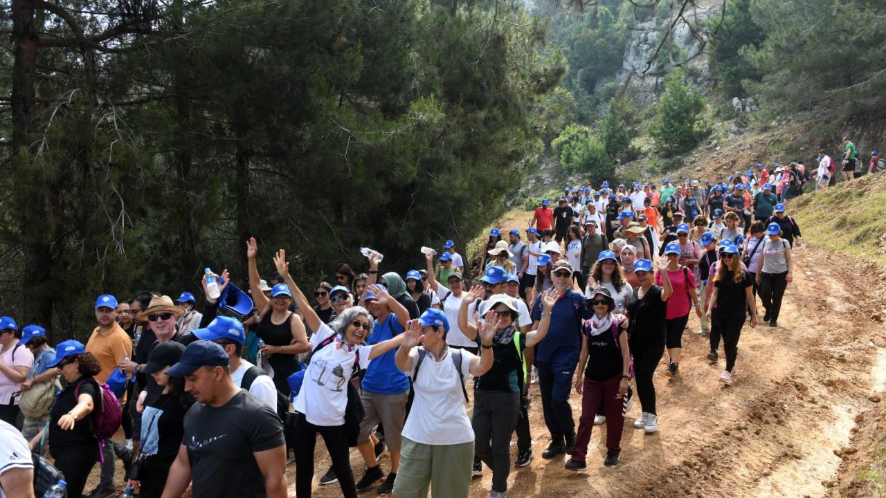 Yenişehir Belediyesinden sağlıklı yaşam için doğa yürüyüşü