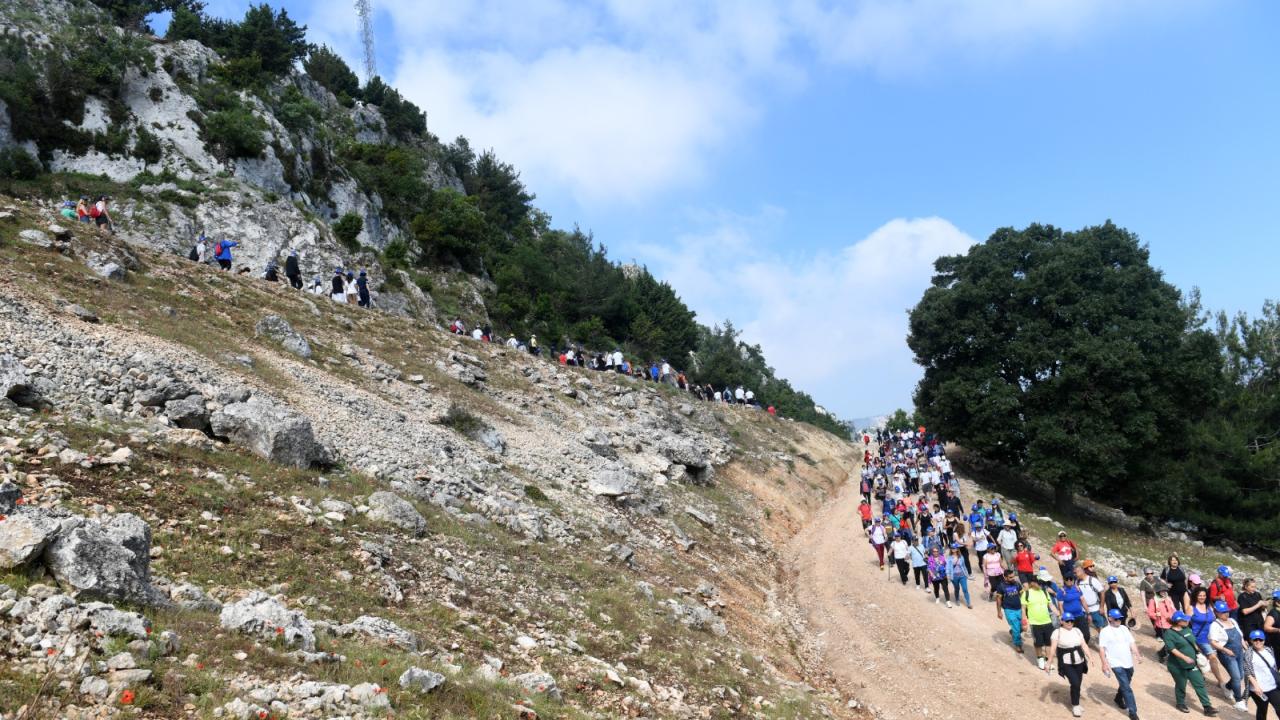 Yenişehir Belediyesinden sağlıklı yaşam için doğa yürüyüşü