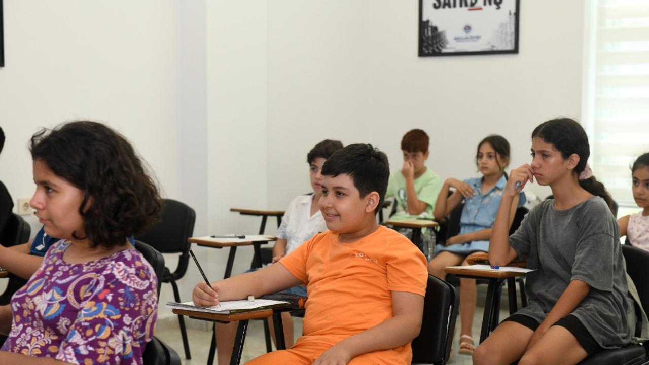 Yenişehir Belediyesinin İngilizce kursu başladı