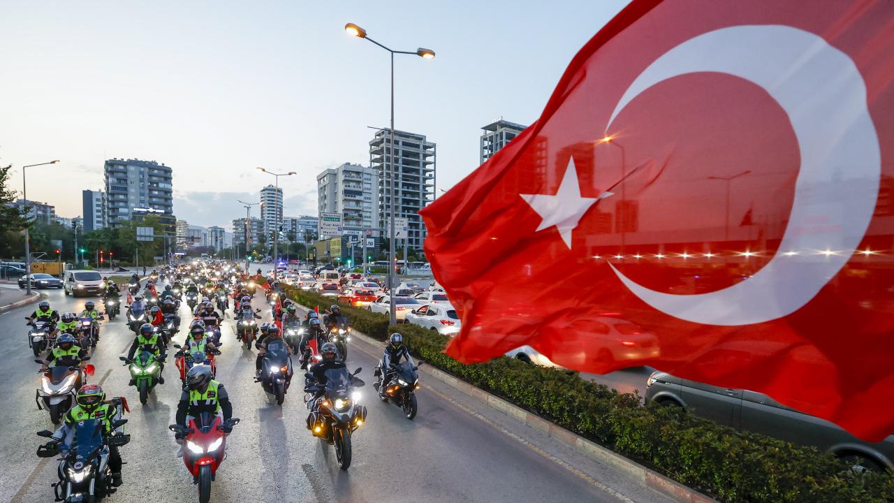 Yenişehir Belediyesi 19 Mayıs’ta şehir korteji düzenledi