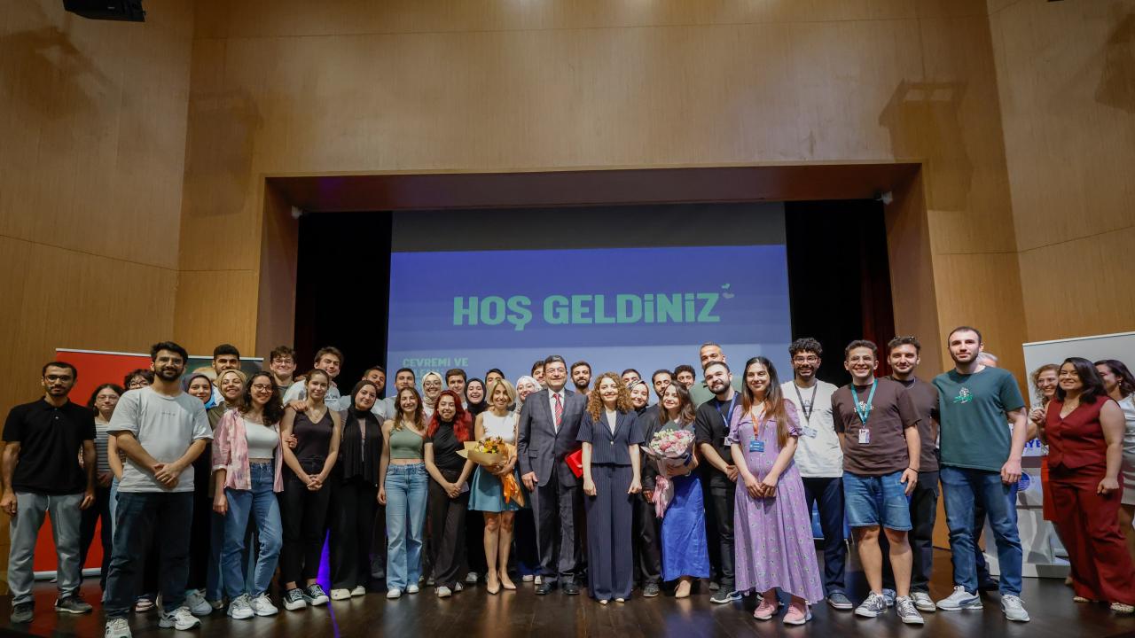 Yenişehir Belediyesinin çocuk sağlığı panelleri devam ediyor