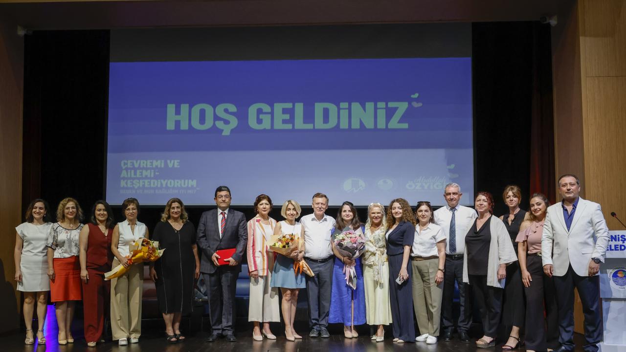Yenişehir Belediyesinin çocuk sağlığı panelleri devam ediyor