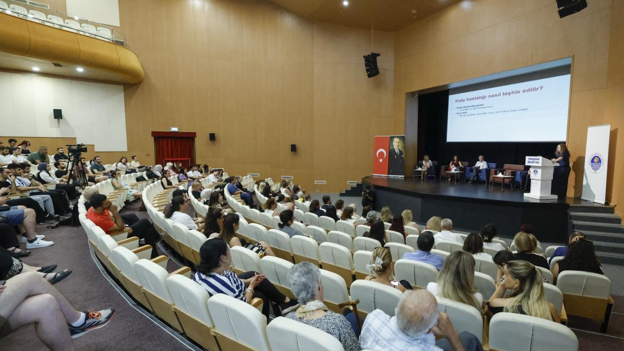 Yenişehir Belediyesinin çocuk sağlığı panelleri devam ediyor
