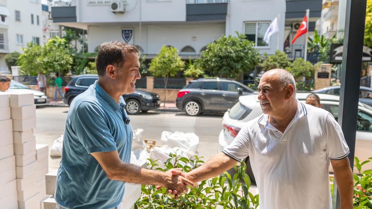 Başkan Özyiğit, Palmiye Mahallesi’nde vatandaşlarla buluştu