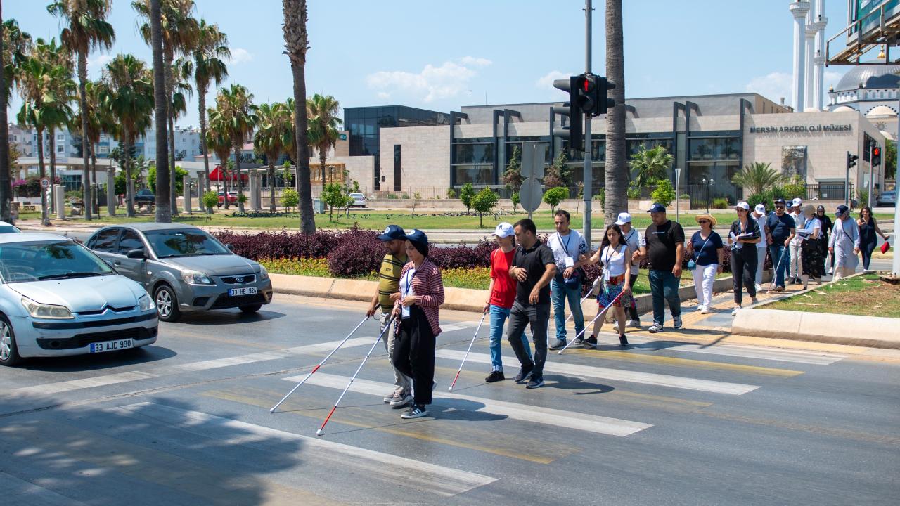 Yenişehir Belediyesinden engellilere yönelik örnek proje 
