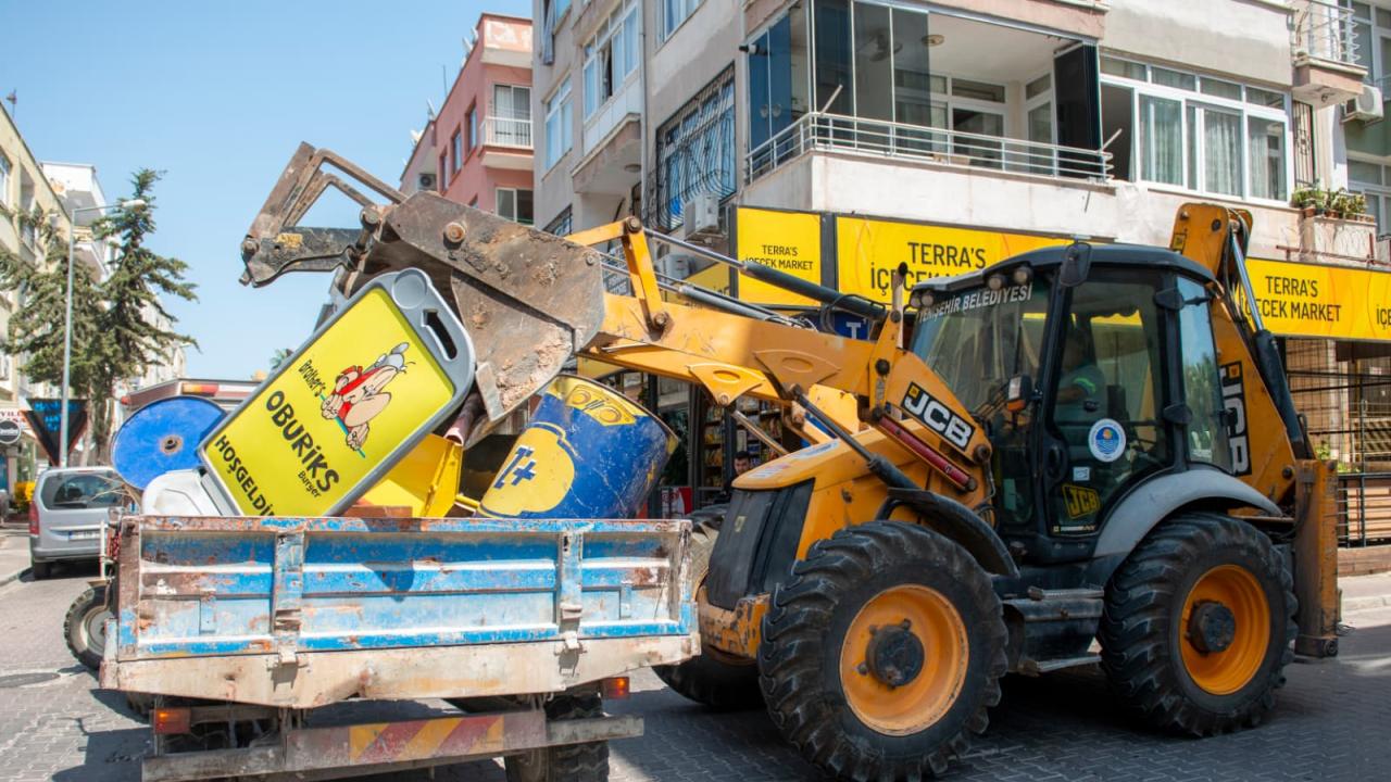 Yenişehir Belediyesi kaldırım ve yol işgallerine geçit vermiyor