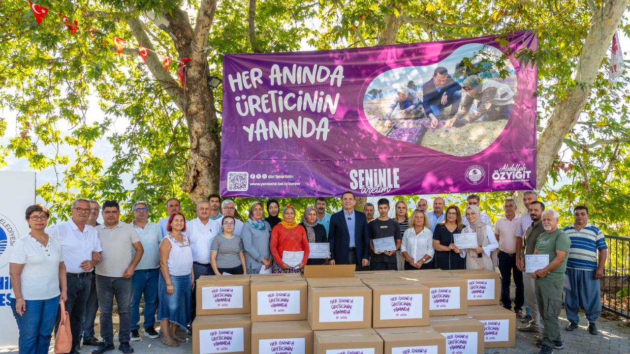 Yenişehir Belediyesinin hibe ettiği safran soğanları toprakla buluştu