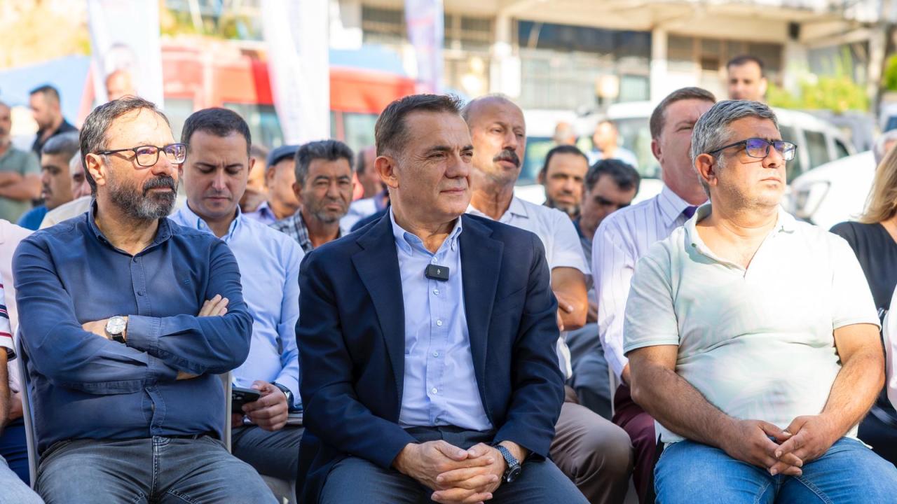 Yenişehir Belediyesinin hibe ettiği safran soğanları toprakla buluştu