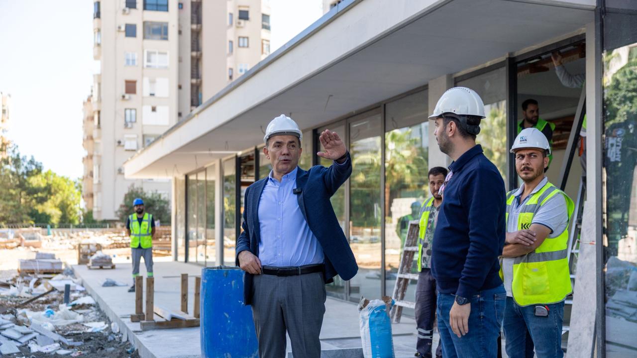 Başkan Özyiğit “Kent kütüphanemizi kısa sürede hizmete açacağız”