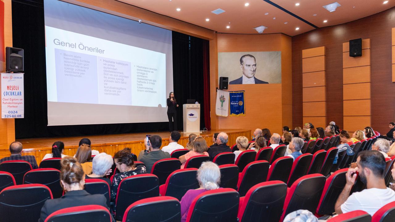 Yenişehir Belediyesinden “Kadın Sağlığı ve Otizme Çok Yönlü Bir Bakış” semineri