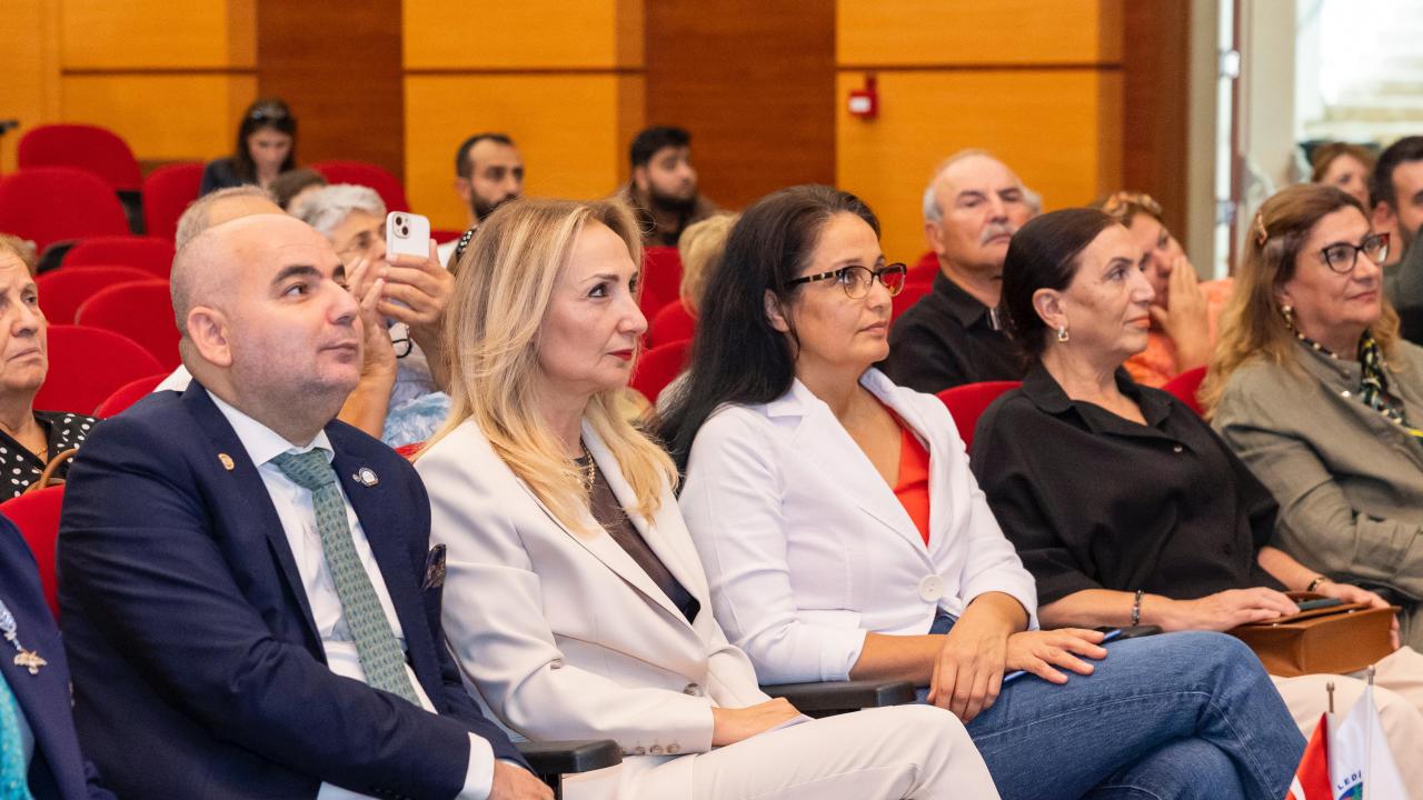 Yenişehir Belediyesinden “Kadın Sağlığı ve Otizme Çok Yönlü Bir Bakış” semineri