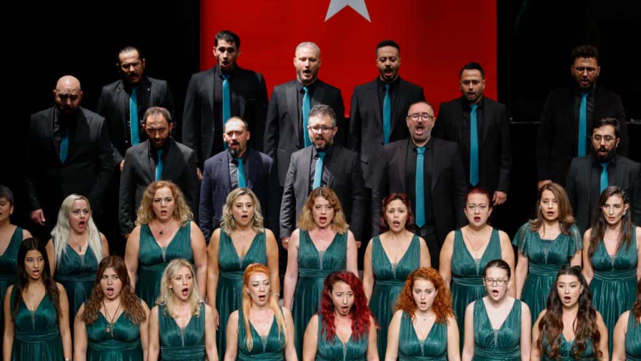 Yenişehir Belediyesinden coşkulu Cumhuriyet Konseri