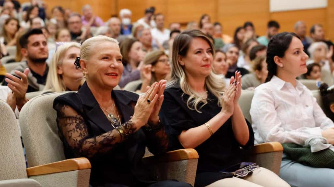 Yenişehir Belediyesinden coşkulu Cumhuriyet Konseri