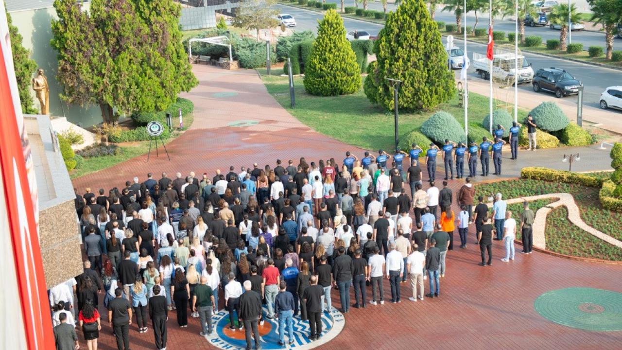 Yenişehir Belediyesi Ata’yı andı