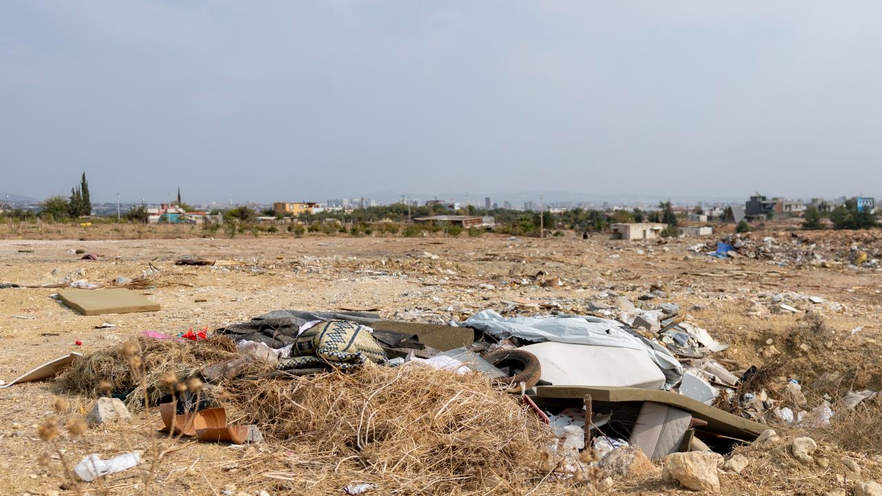 Yenişehir Belediyesi kaçak döküme karşı harekete geçti