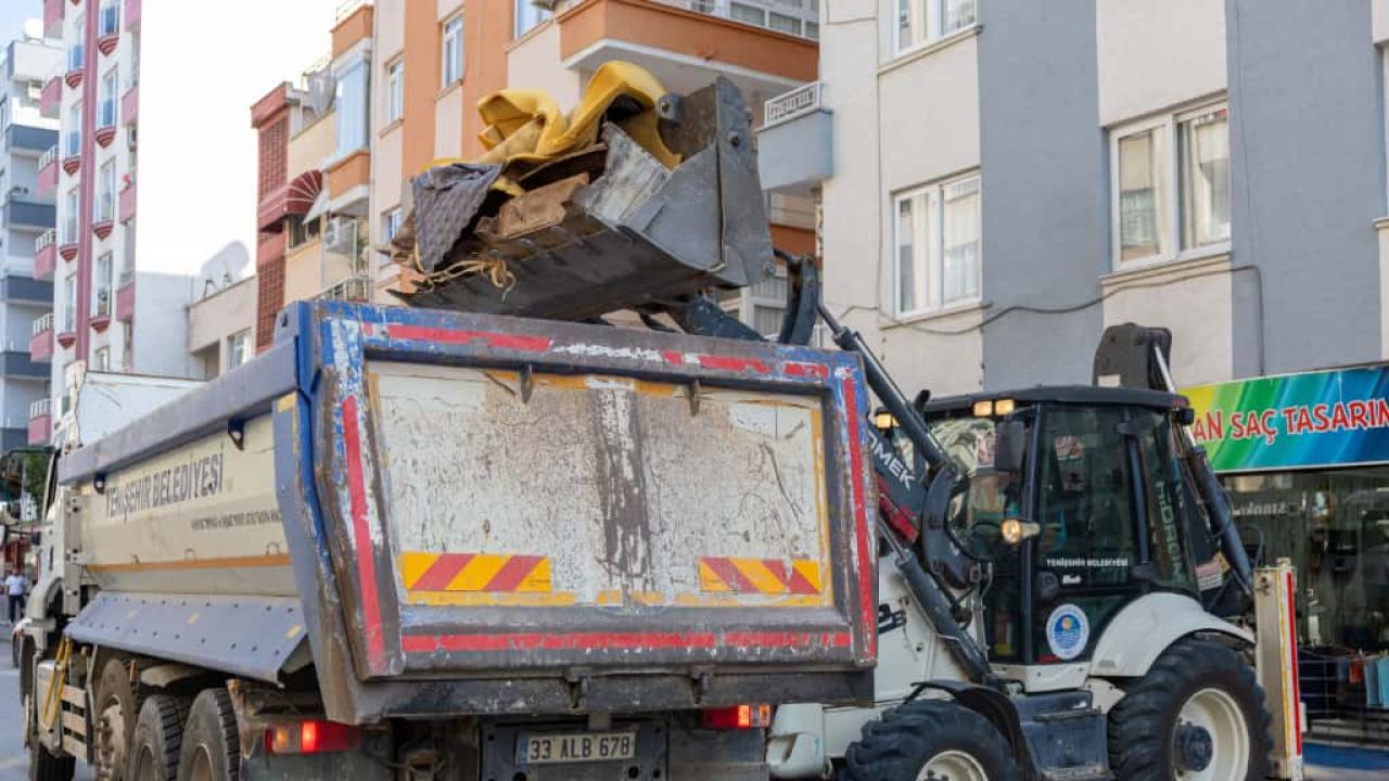 Yenişehir’de kaldırım işgallerine geçit yok