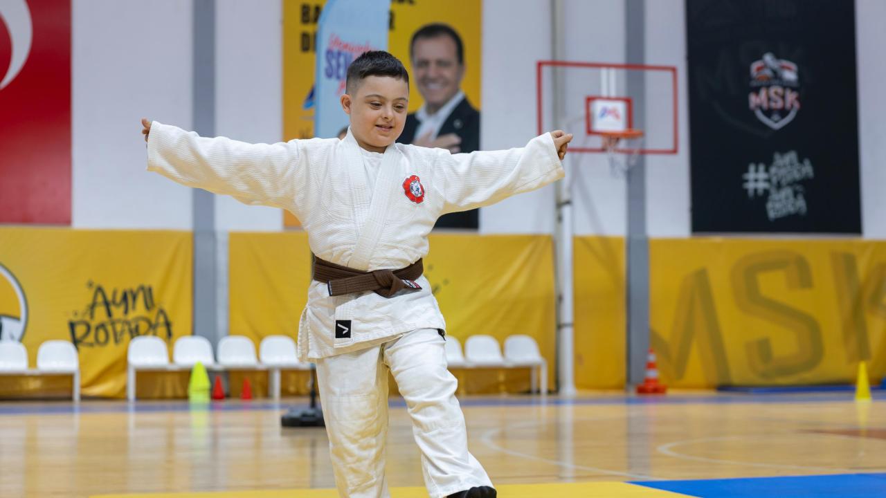 Yenişehir Belediyesinden özel bireyler ve ailelerine moral veren etkinlik