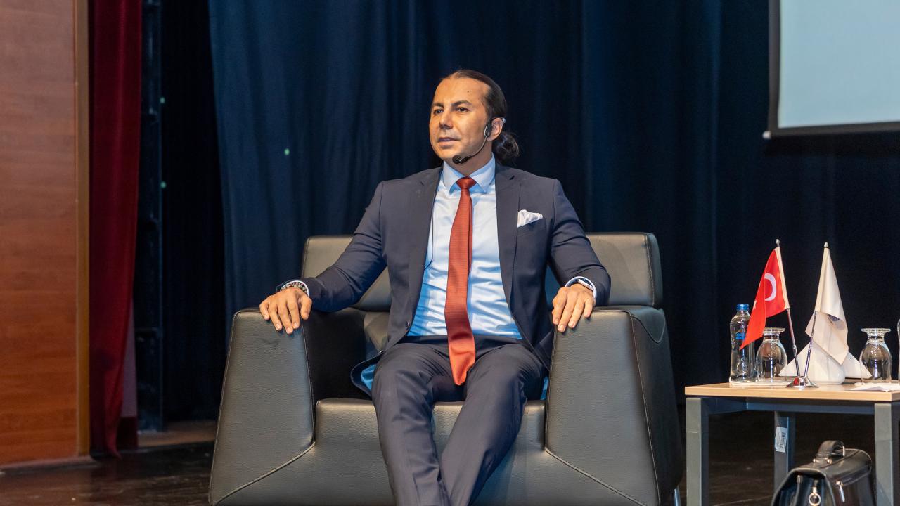 Yenişehir Belediyesinin Onur Konuğu, Prof. Dr. Ruşen Keleş oldu