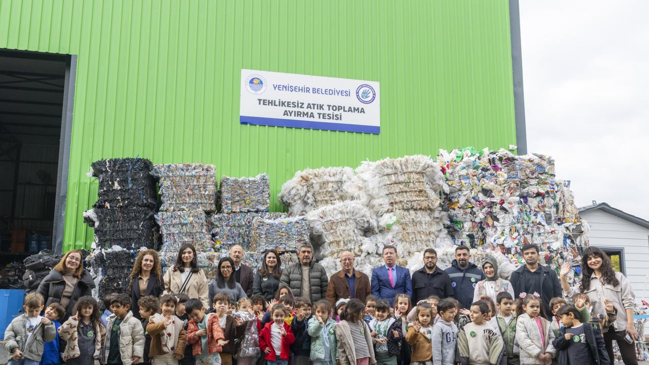 Yenişehir'de Minik Eller Geri Dönüşümü Öğreniyor