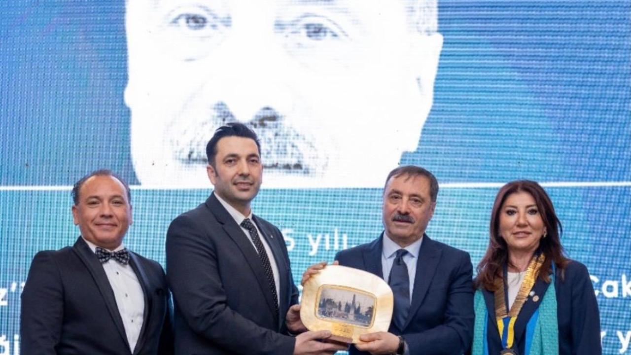 Yenişehir’in eğitim devrimi ödülle taçlandı