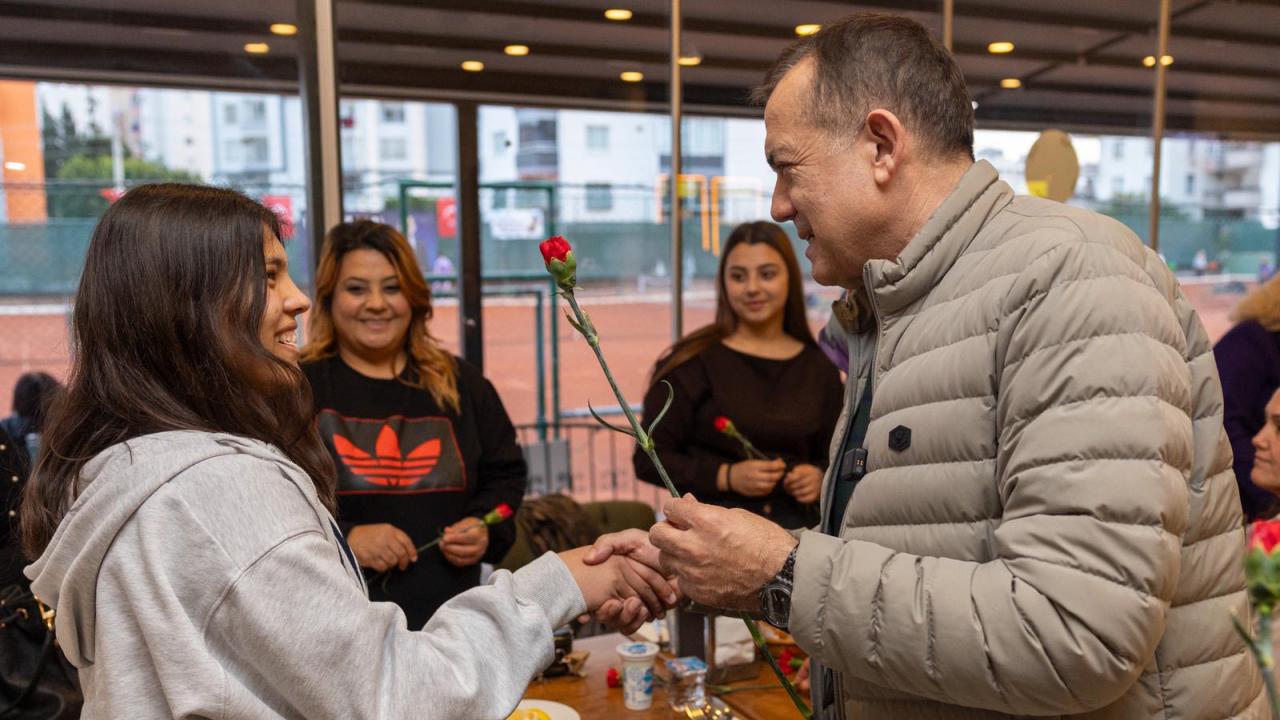 Başkan Özyiğit: "Kadın üretirse dünya değişir"