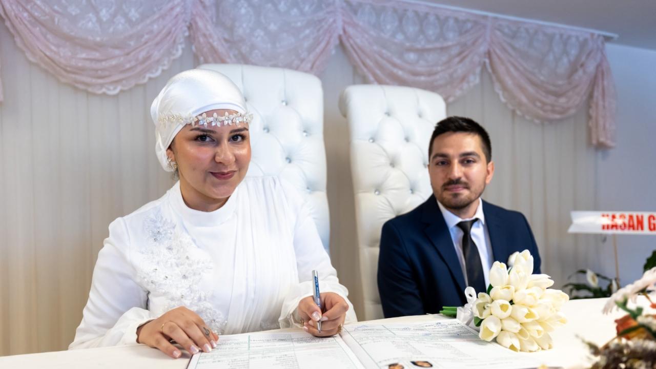 Nikah salonlarında 16 Haziran telaşı
