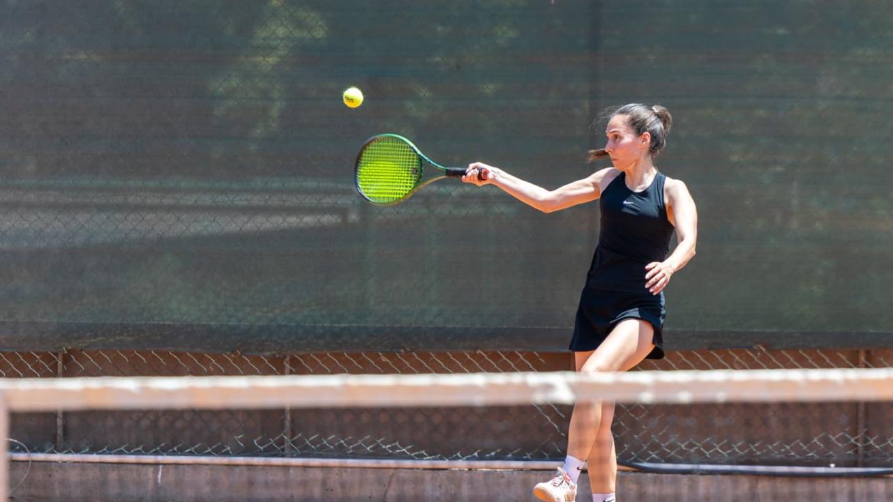 Yenişehir’de tenis şöleni