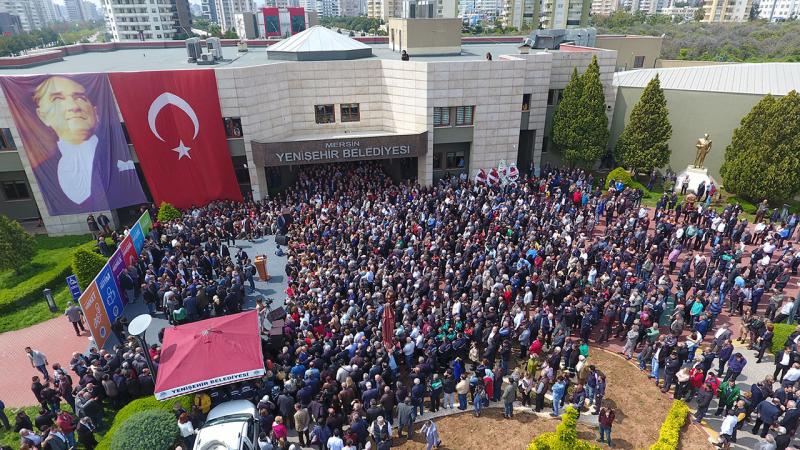 Yenişehir Belediye Başkanı Abdullah Özyiğit Göreve Başladı