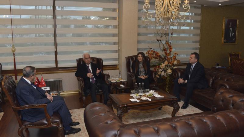 Derviş Eroğlu Mersin’de 