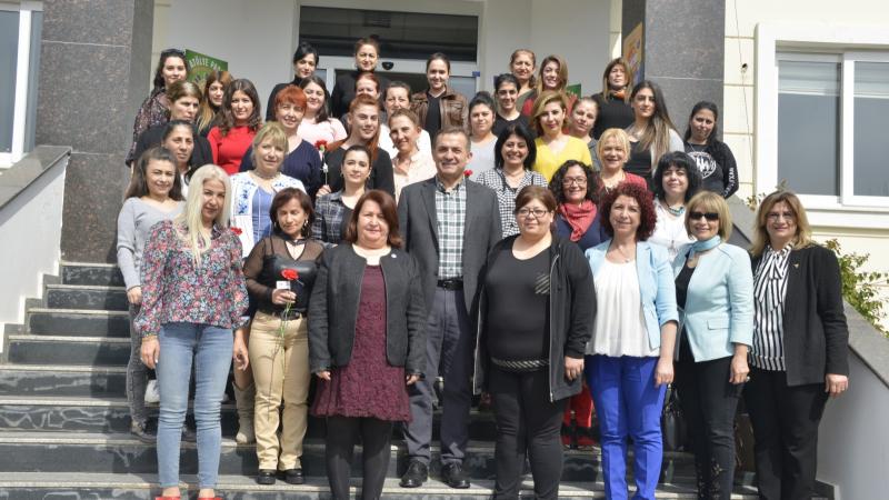 Başkan Özyiğit, 8 Mart'ı Emekçi Kadınlarla Kutladı