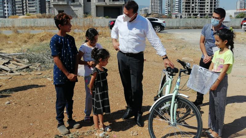 Başkan söz verdi, Esmanur bisikletine kavuştu