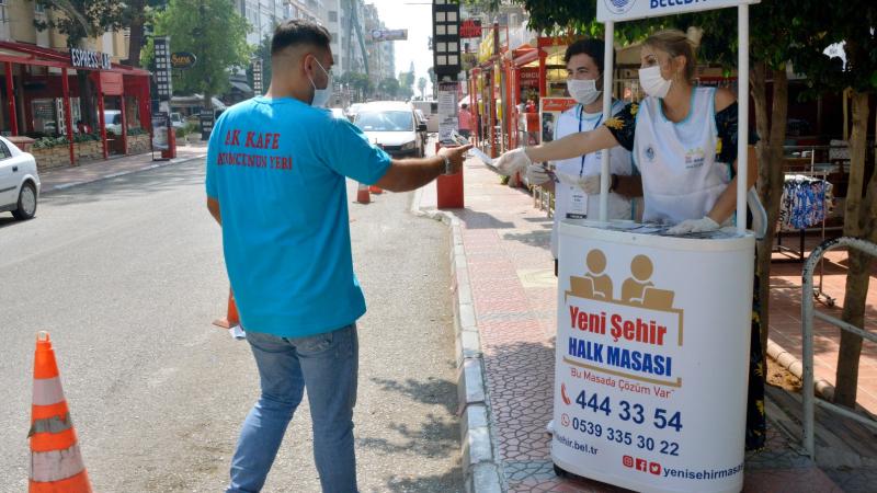 Yenişehir Belediyesi aileleri uzaktan eğitime hazırlıyor