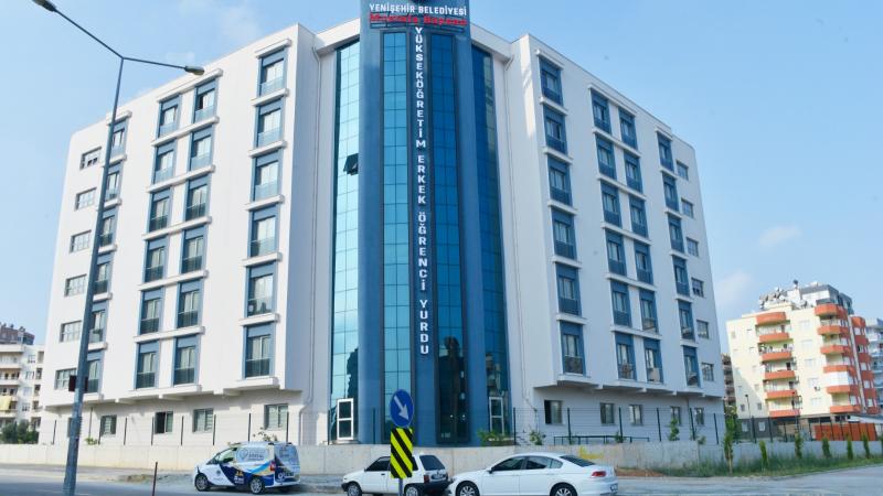 Sağlıkçılar Yenişehir Belediyesinin yurt hizmetinden memnun 