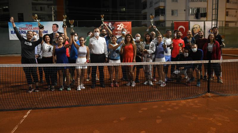 Cumhuriyet Kupası Tenis Turnuvası sona erdi