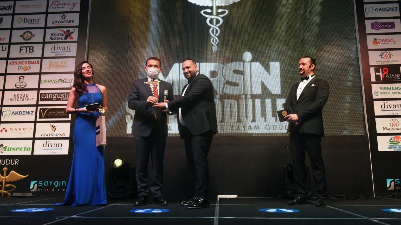 Başkan Özyiğit’e sağlıkta hizmet ve onur ödülü 
