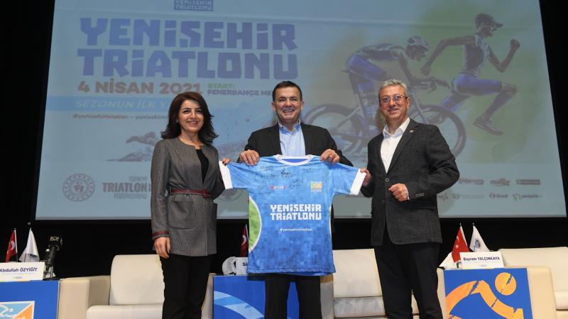 Başkan Özyiğit: Triatlon Mersin’e büyük katkı sunacak