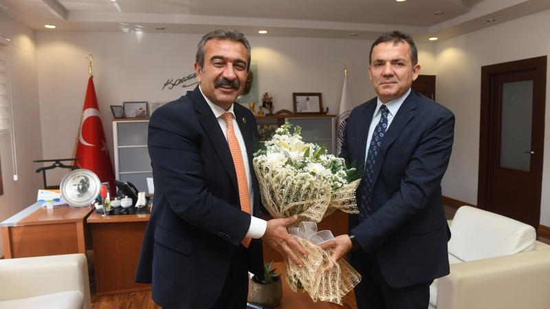 Soner Çetin’den Başkan Özyiğit’e ziyaret