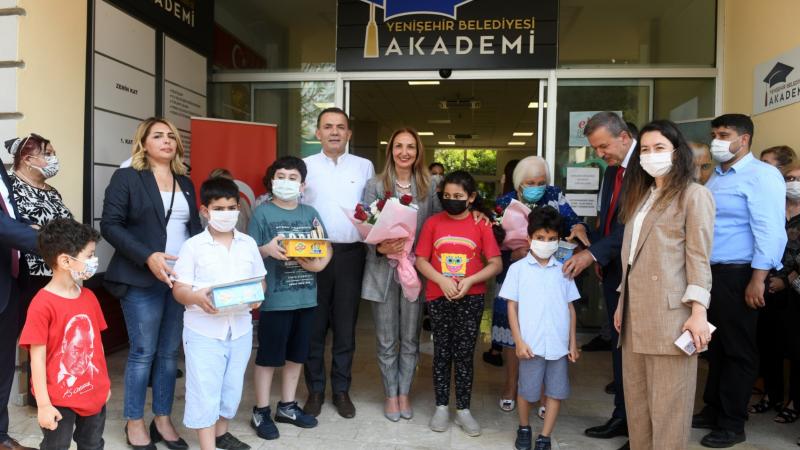 Ülkü Ongun Kütüphanesi  açıldı