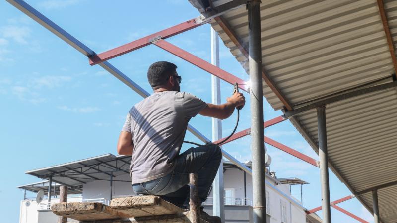 Yenişehir Belediyesinden semt pazarlarında bakım ve onarım çalışması