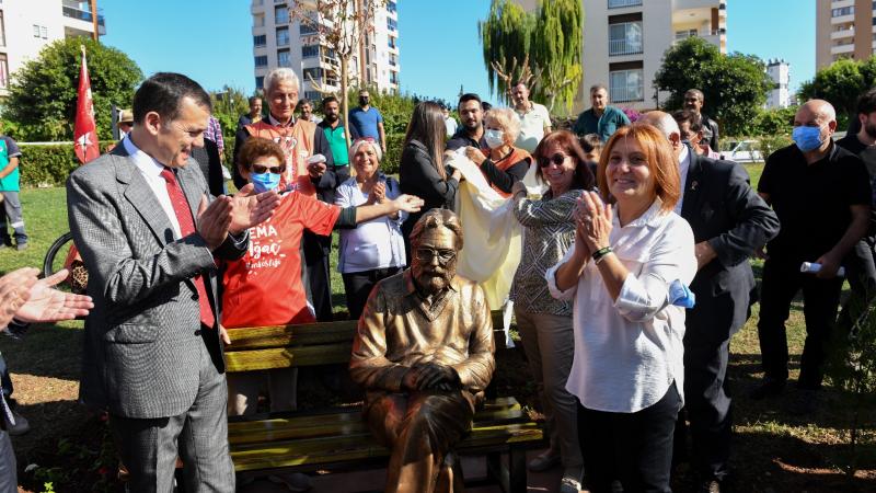 Hayrettin Karaca Anıtı Yenişehir’de açıldı
