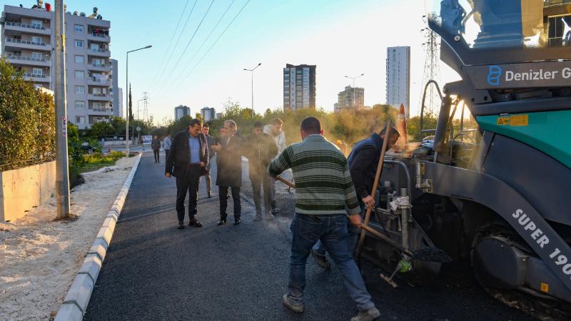 Başkan Özyiğit “Yıl sonuna kadar 25 bin ton asfalt serimi yapacağız” 