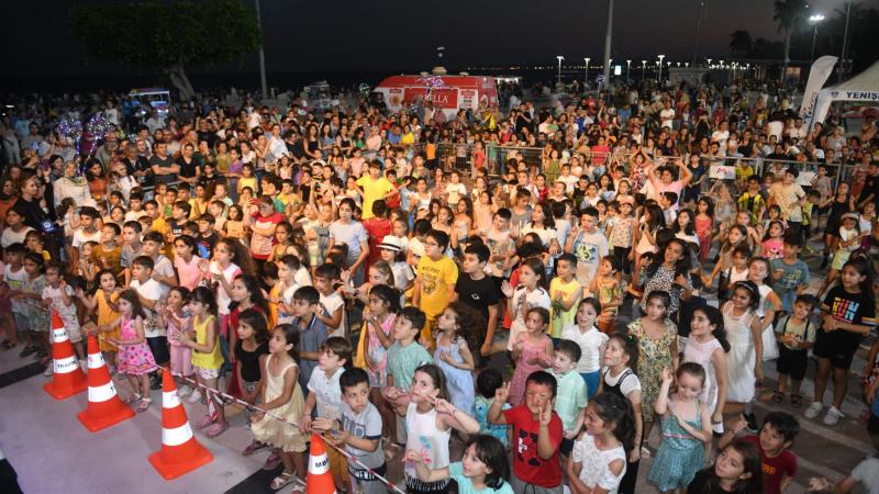 Yenişehir Belediyesinden çocuklara unutulmaz karne hediyesi