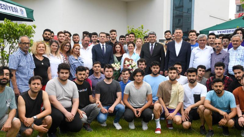 Yenişehir Belediyesi yurt ve misafirhanesiyle üniversitelilerin yanında