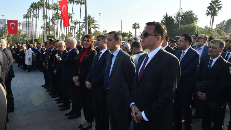 Yenişehir’de Ata’ya saygı duruşu