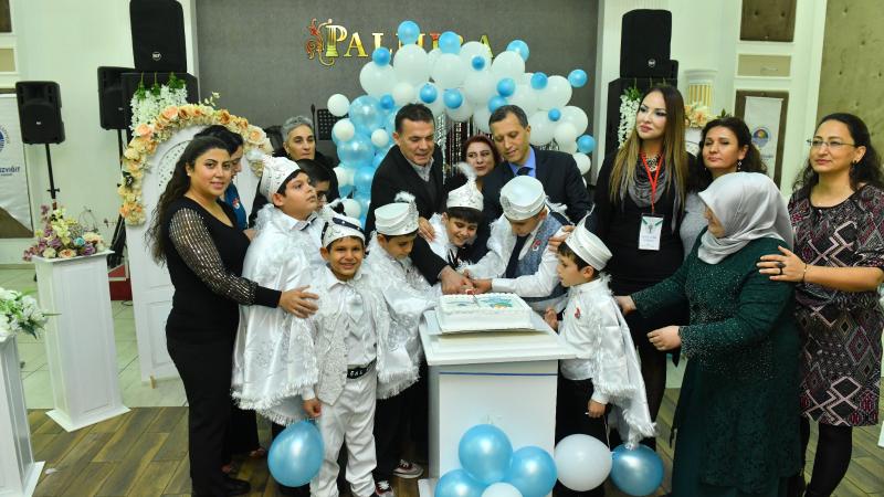 Başkan Özyiğit, özel çocukları sünnet düğünlerinde de yalnız bırakmadı 
