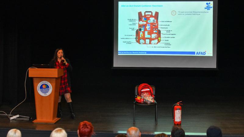 Yenişehir Belediyesinden personele afet farkındalık eğitimi