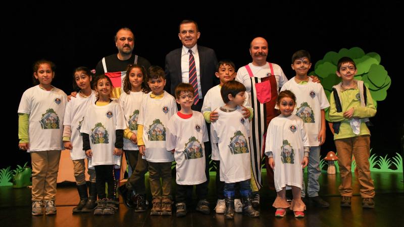 Masal gezginleri “1. Enerji Günleri”nde minik çevrecilerle buluştu