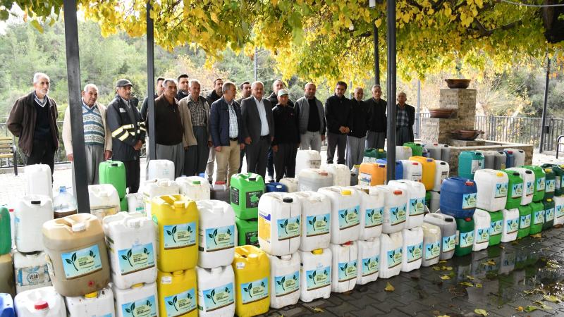 Yenişehir Belediyesinden organik solucan gübresiyle üreticiye destek