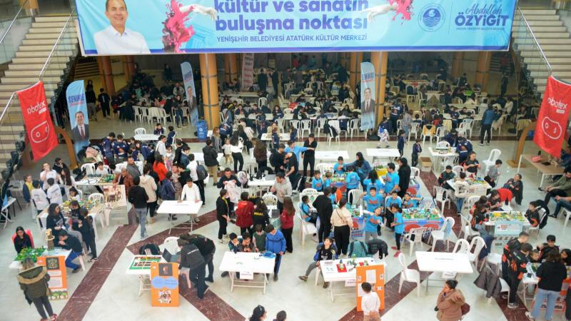 Yenişehir Belediyesi 8 ilden 500 öğrenciyi robot yarışmasında buluşturdu